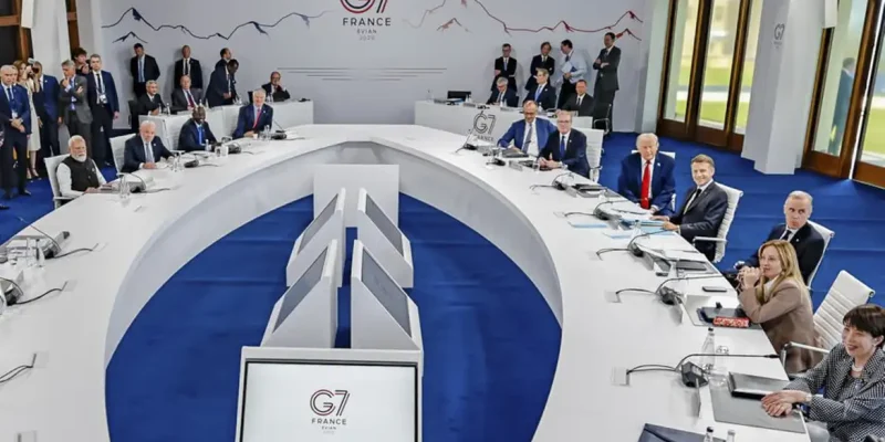 17.06.2026 - Presidente da República, Luiz Inácio Lula da Silva, durante reunião ampliada do G7 sobre o tema “​Relançar um crescimento econômico equilibrado, compartilhado e sustentável, em benefício de todos”, em Évian-les-Bains - França.
 
Foto: Ricardo Stuckert / PR