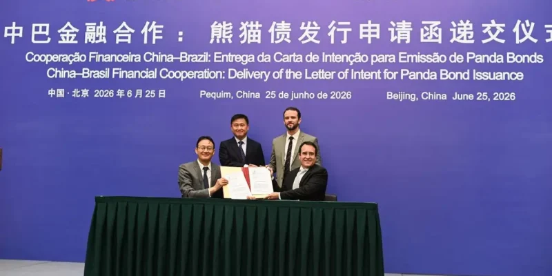 China -  25/06/2026 - Ministro da Fazenda, Dario Durigan, durante Cooperação Financeira China-Brasil: Entrega da Carta de Intenções de Emissão de Panda Bonds
Foto: Divulgação/MF