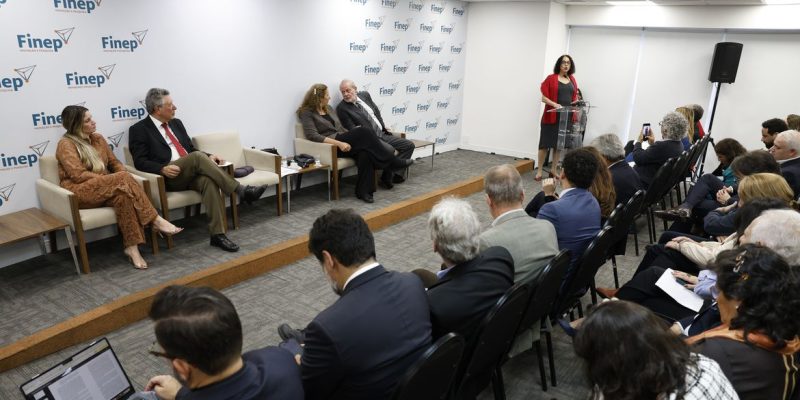 Rio de Janeiro (RJ), 16/06/2026 – A ministra da Ciência, Tecnologia e Inovação, Luciana Santos, lança o Programa Tecnova 2026/2027, instrumento de subvenção econômica para micro e pequenas empresas. Foto: Fernando Frazão/Agência Brasil