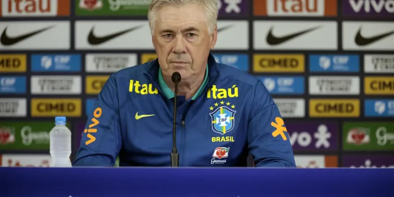 São Paulo (SP), 09/06/2025 - Técnico da seleção brasileira de futebol, Carlo Ancelotti, durante entrevista coletiva. Foto: Paulo Pinto/Agência Brasil