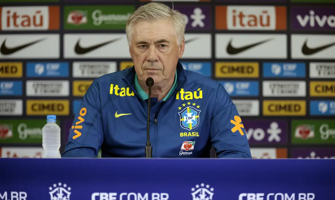 São Paulo (SP), 09/06/2025 - Técnico da seleção brasileira de futebol, Carlo Ancelotti, durante entrevista coletiva. Foto: Paulo Pinto/Agência Brasil