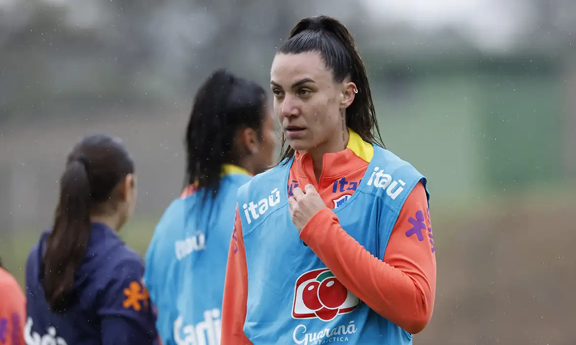 Rio de Janeiro (RJ), 18/06/2026 - FOTO DE ARQUIVO - Zagueira Paloma Maciel, que estava em período de treinos com seleção brasileira em Itu (SP), é a baixa mais recente por rompimento do ligamento cruzado anterior do joelho. Clube admite que sequência não é somente coincidência e busca solução. Foto: Luciana Vermell/CBF