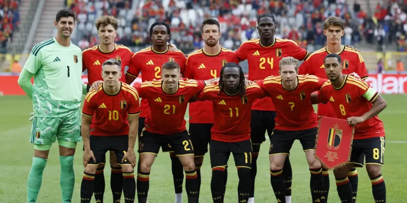 Soccer Football - International Friendly - Belgium v Tunisia - King Baudouin Stadium, Brussels, Belgium - June 4, 2026 Belgium players pose for a team group photo before the match REUTERS/Geert Vanden Wijngaert