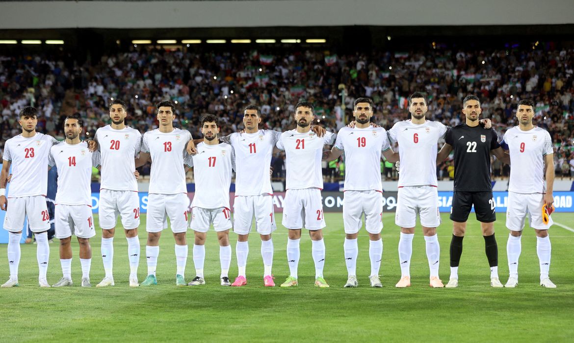 Seleção do Irã antes de jogo contra Coreia do Norte
 10/6/2025   Majid Asgaripour/WANA (West Asia News Agency)Majid Asgaripour
