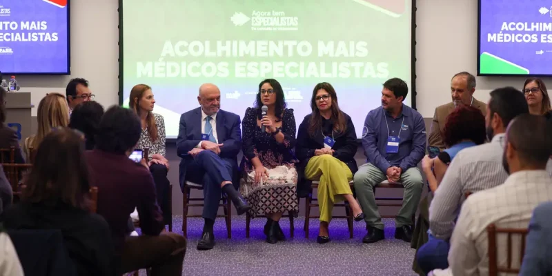 Rio de Janeiro (RJ), 10/06/2026 – Mesa abre cerimônia de acolhimento de médicos especialistas no Rio de Janeiro, no Instituto D'Or de Pesquisa e Ensino, em Botafogo, na zona sul da capital fluminense. Foto: Tomaz Silva/Agência Brasil