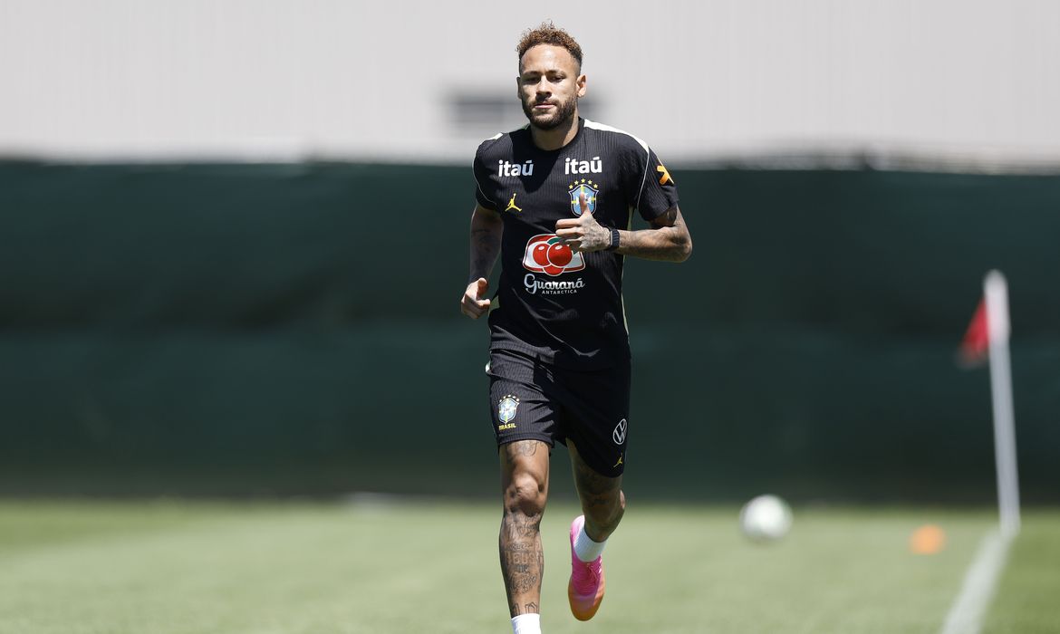 Neymar participa de primeiro treino com seleção brasileira em Nova Jersey após a convocação para a Copa do Mundo - em 16/06/2026