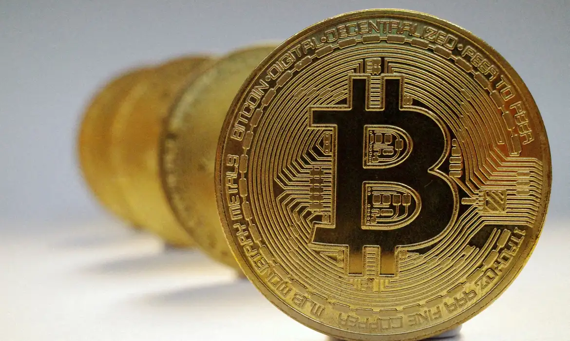 Criptomoedas caem após Rússia invadir Ucrânia
19/10/2021
REUTERS/Edgar Su