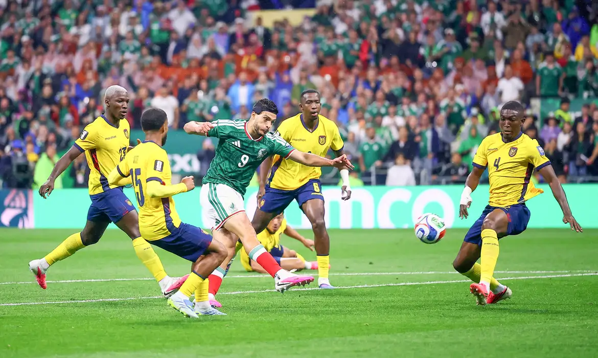 Soccer Football - FIFA World Cup 2026 - Round of 32 - Mexico v Ecuador - Estadio Azteca, Mexico City, Mexico - June 30, 2026
Mexico's Raul Jimenez scores their second goal REUTERS/Eloisa Sanchez     TPX IMAGES OF THE DAY
