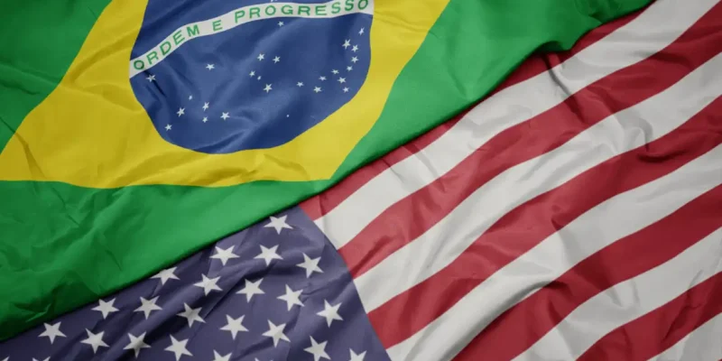 Bandeira do Brasil com a Bandeira dos Estados Unidos. Foto: luzitanija/ Adobe Stock