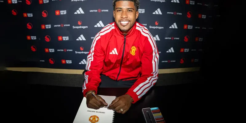 Jogador Andrey Santos, contratado pelo time de futebol Manchester United. Foto: Manchester United/X