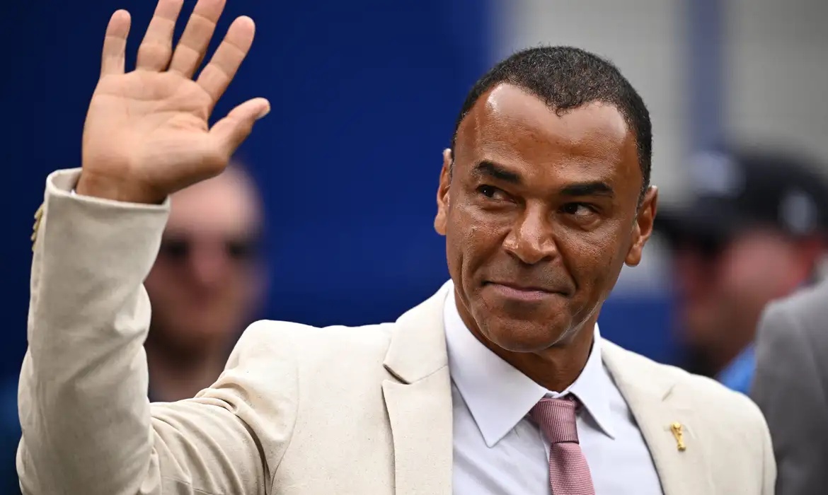 Ex-jogador da seleção brasileira Cafu antes da partida entre Brasil e Noruega pelas oitavas de final da Copa do Mundo de 2026
5 de julho de 2026 REUTERS/Dylan Martinez