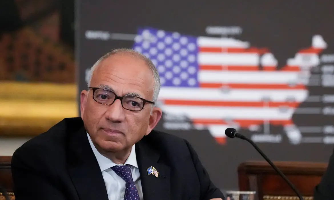 Carlos Cordeiro,  assessor sênior do presidente da Fifa, Gianni Infantino, durante reunião da força-tarefa da Fifa na Casa Branca
6 de maio de 2025
REUTERS/Kent Nishimura