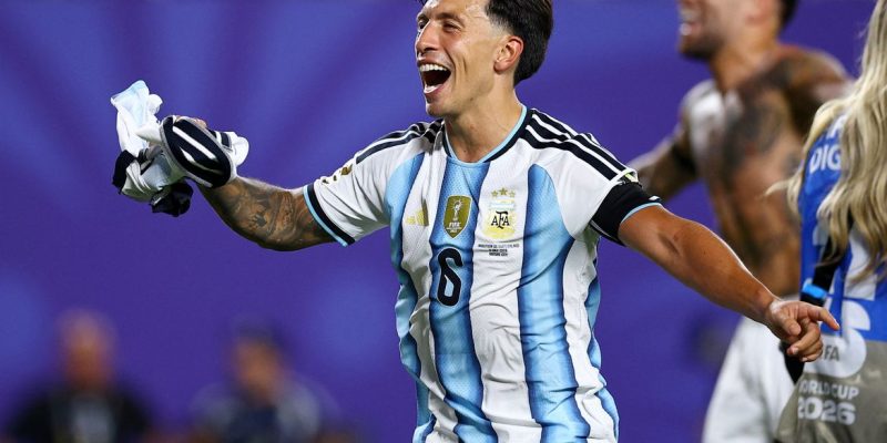 Soccer Football - FIFA World Cup 2026 - Quarter Final - Argentina v Switzerland - Kansas City Stadium, Kansas City, Missouri, U.S. - July 11, 2026 Argentina's Lisandro Martinez celebrates after the match as Argentina qualify for the semi finals of the World Cup REUTERS/Agustin Marcarian