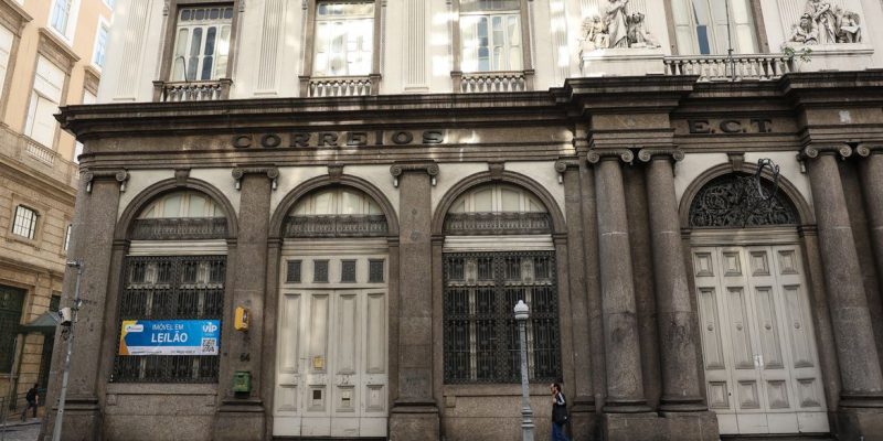 Rio de Janeiro (RJ), 29/07/2026 – Fachada do prédio de sede histórica dos Correios no centro do Rio de Janeiro. Foto: Tomaz Silva/Agência Brasil