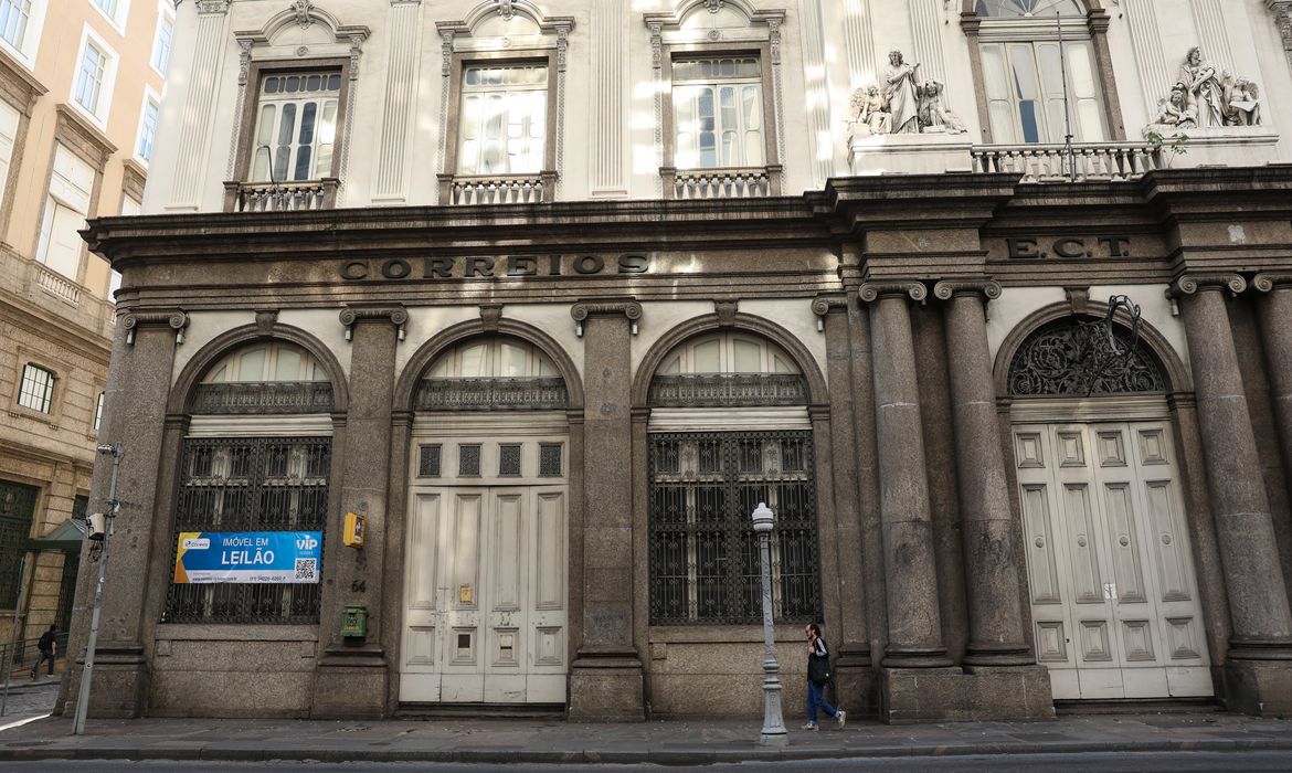 Rio de Janeiro (RJ), 29/07/2026 – Fachada do prédio de sede histórica dos Correios no centro do Rio de Janeiro. Foto: Tomaz Silva/Agência Brasil