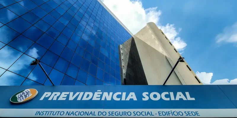 Brasília (DF), 03/11/2023, Prédio do Instituto Nacional do Seguro Social. Edfício sede do INSS. Fachada do INSS. Setor de autarquia sul  Foto: Rafa Neddermeyer/Agência Brasil