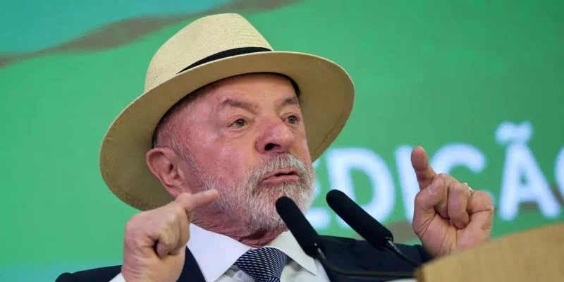 FILE PHOTO: Brazil's President Luiz Inacio Lula da Silva speaks during a ceremony to sign into law a bill establishing a line of credit for companies affected by new tariffs imposed by the U.S. government, at the Planalto Palace in Brasilia, Brazil, July 22, 2026. REUTERS/Adriano Machado/Proibida Reprodução