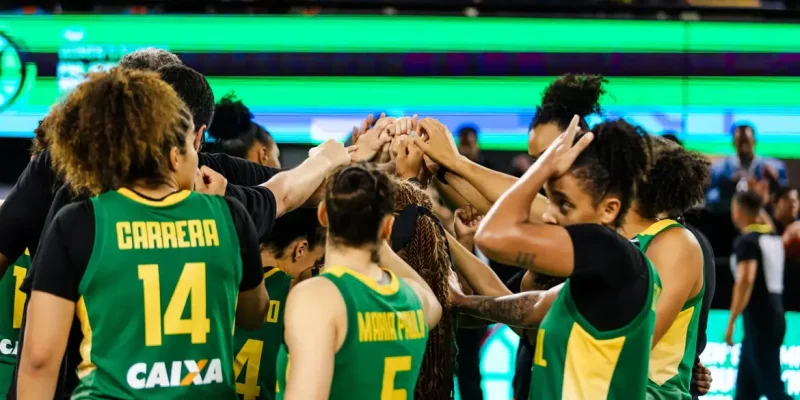 Brasil mira semifinais do classificatório ao Pré-Olímpico de basquete. Foto:  Fiba/Divulgação