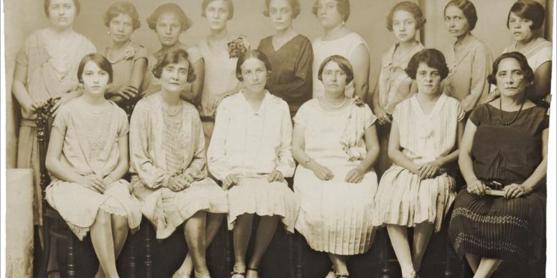 Brasília - DF - 30/07/2026 - Conquista do voto feminino no Brasil resistiu à misoginia histórica. ( Primeiras eleitoras do Brasil na cidade de Natal, 1928. Natal, Rio Grande do Norte. Foto: Acervo Arquivo Nacional