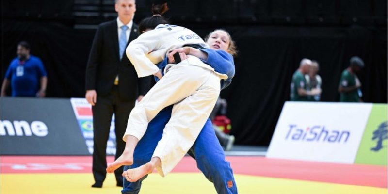Clarice Ribeiro fatura bronze no Gran Slam de Lausanne na categoria até 48 kg - em 28/08/2026