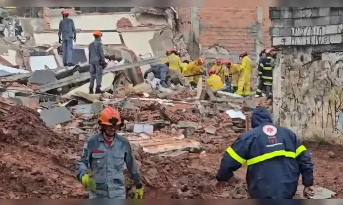 Desabamento de edifício residencial na Rua Jorge Amado, em São Bernardo do Campo. Foto: ABC/Divulgação