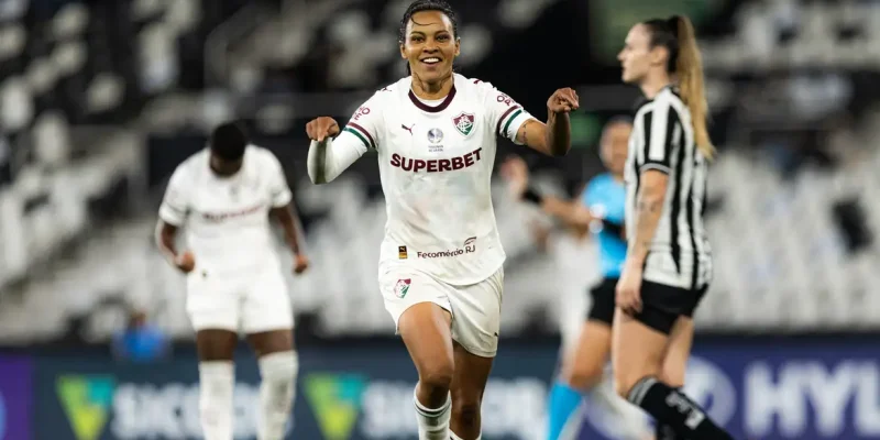 Fluminense domina, vence e complica Botafogo no Brasileirão Feminino