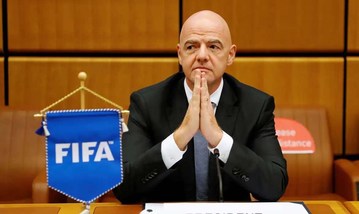 .Gianni Infantino, presidente da Fifa, testa  positivo para covid-19