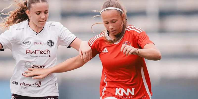 Porto Alegre (RS), 30/08/2026 - Lance de jogo entre Ferroviária e Internacional, válido pelo Campeonato Sub-17 de Futebol Feminino 2026. Foto: Victor Lannes/CBF