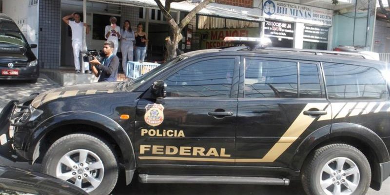 Andrea Neves, irmã do senador suspenso Aécio Neves (PSDB-MG), é levada Polícia Federal em Belo Horizonte