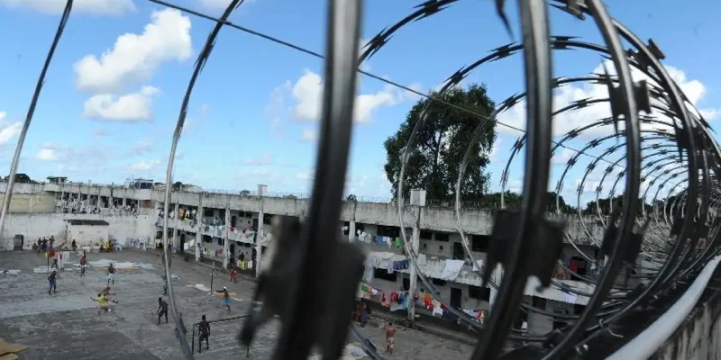 sistema carcerário, prisões, prisão, penitenciária, cadeia