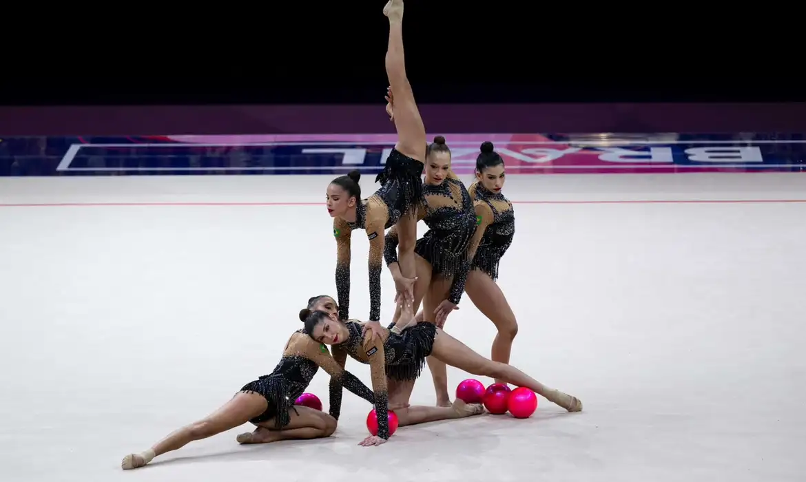 Ginástica rítmica: Brasil é bronze no Mundial e garante vaga olímpica. Foto: MeloGym/CBG